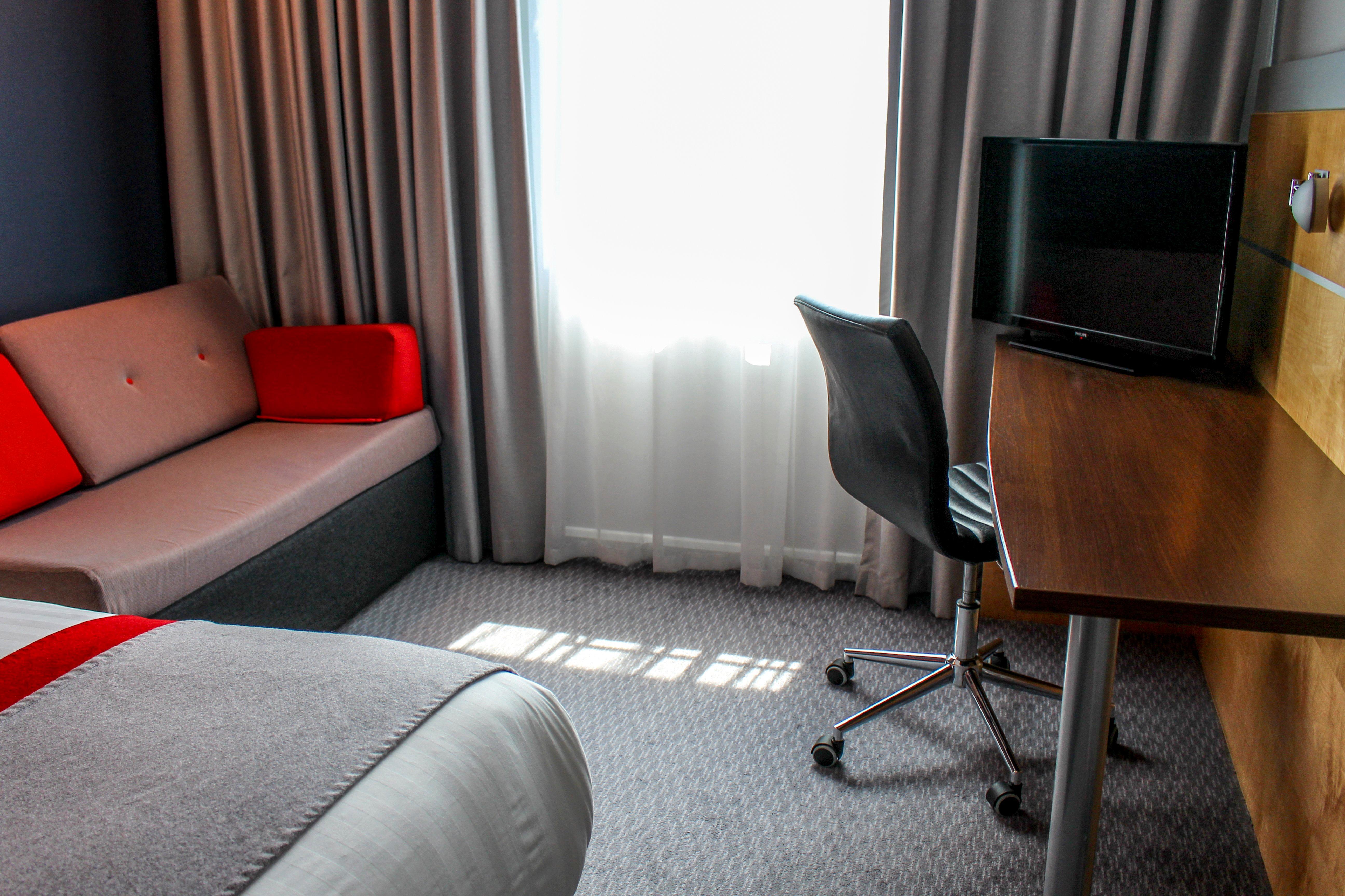 Holiday Inn Express Doncaster By Ihg Bagian luar foto