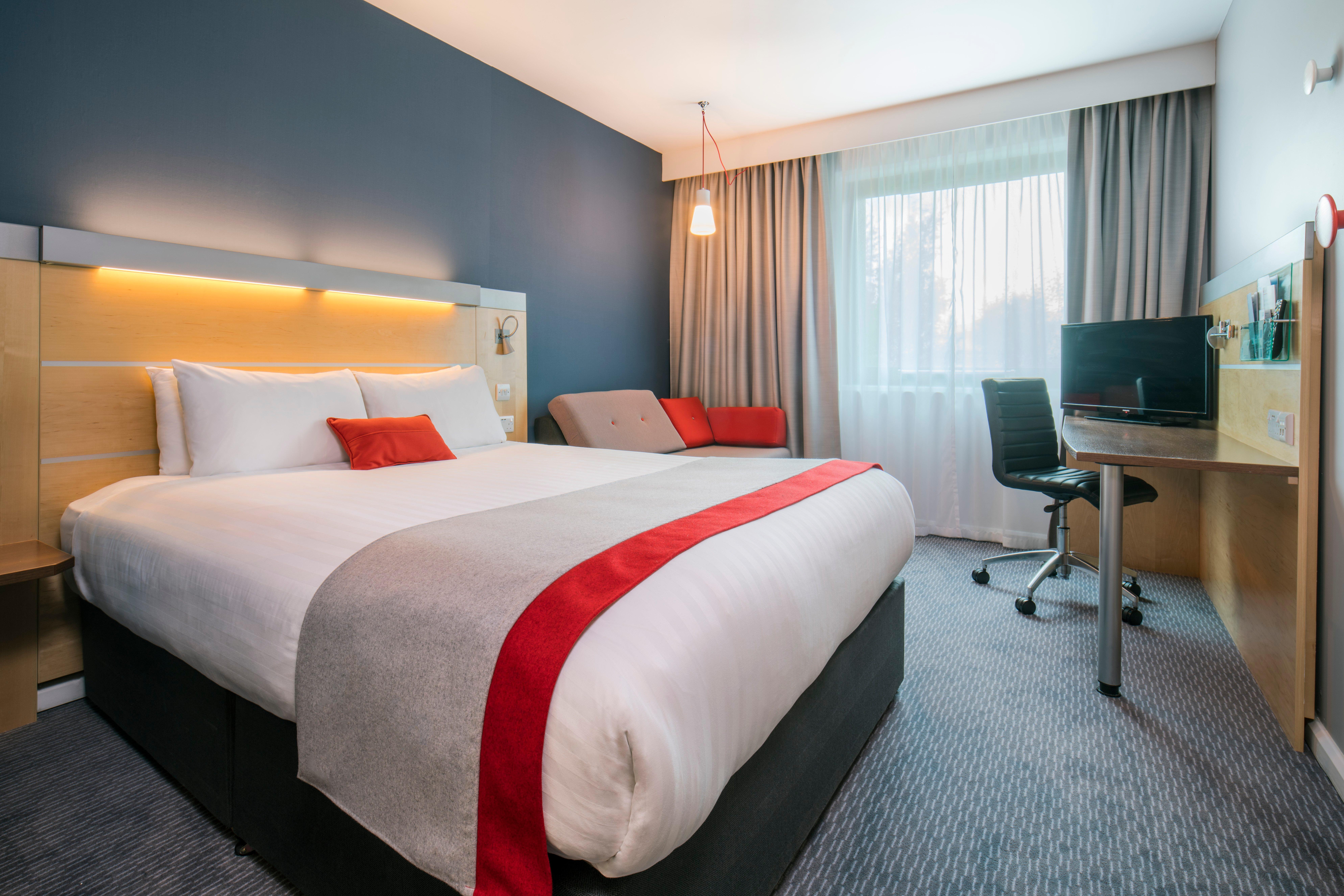 Holiday Inn Express Doncaster By Ihg Bagian luar foto