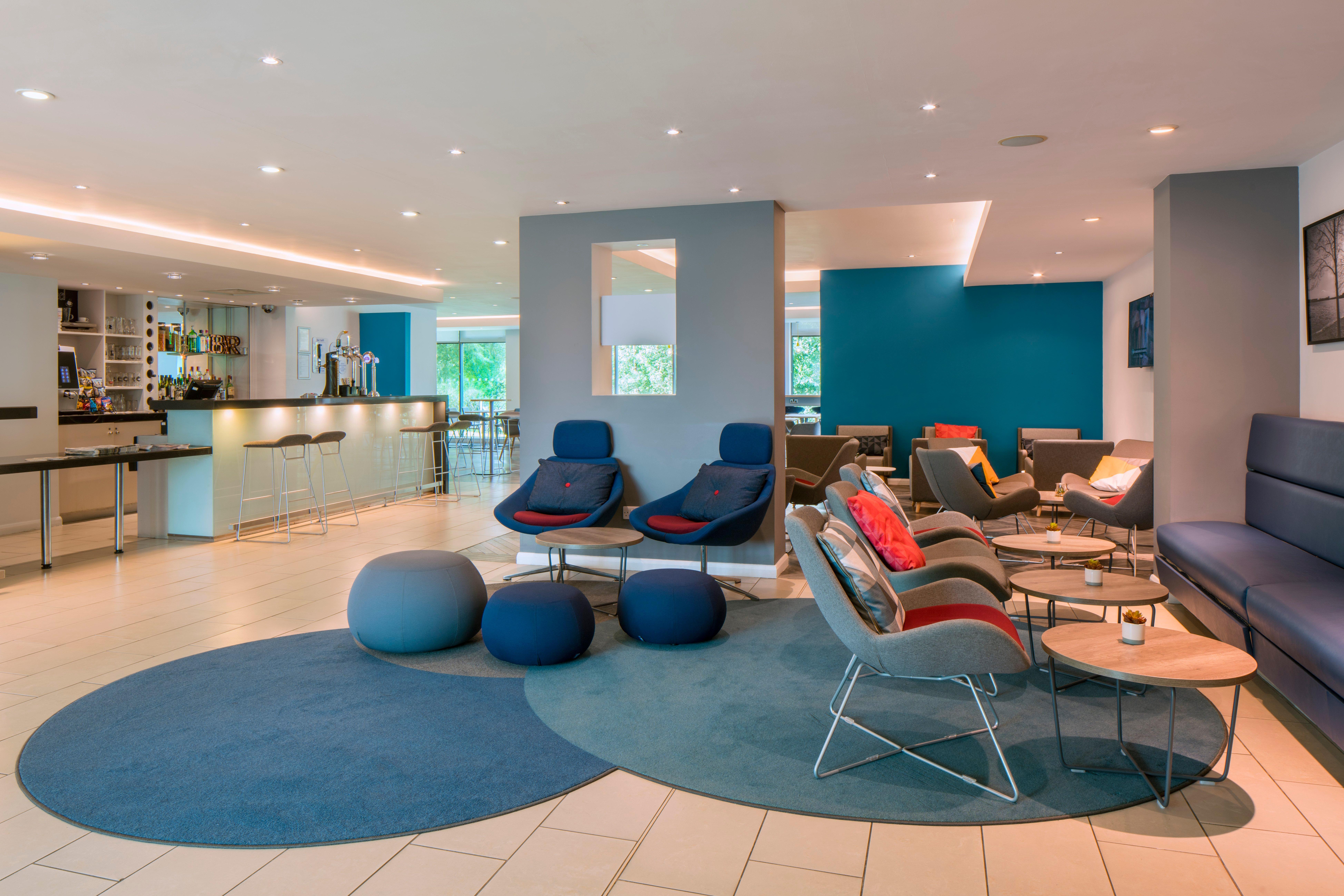 Holiday Inn Express Doncaster By Ihg Bagian luar foto