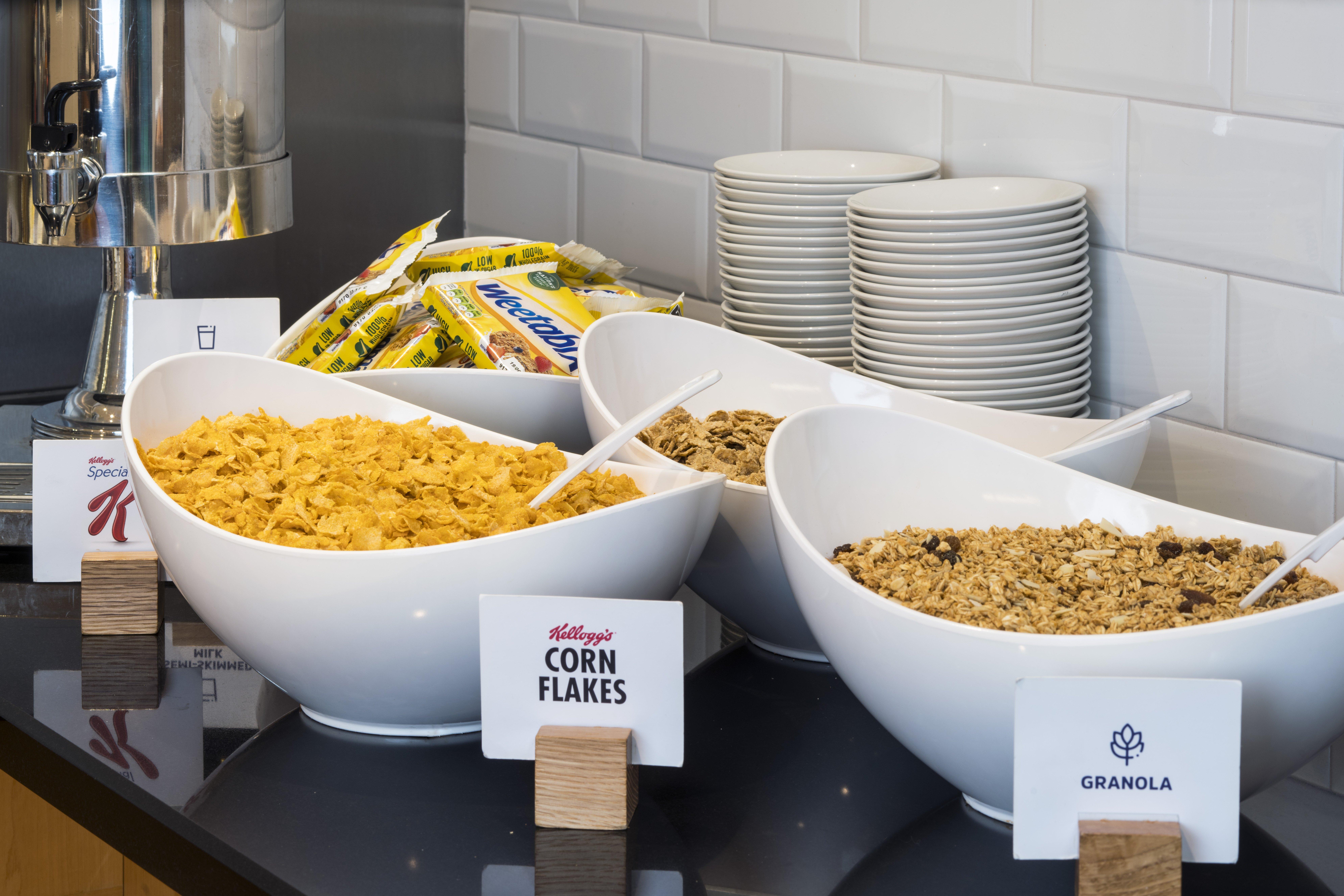 Holiday Inn Express Doncaster By Ihg Bagian luar foto
