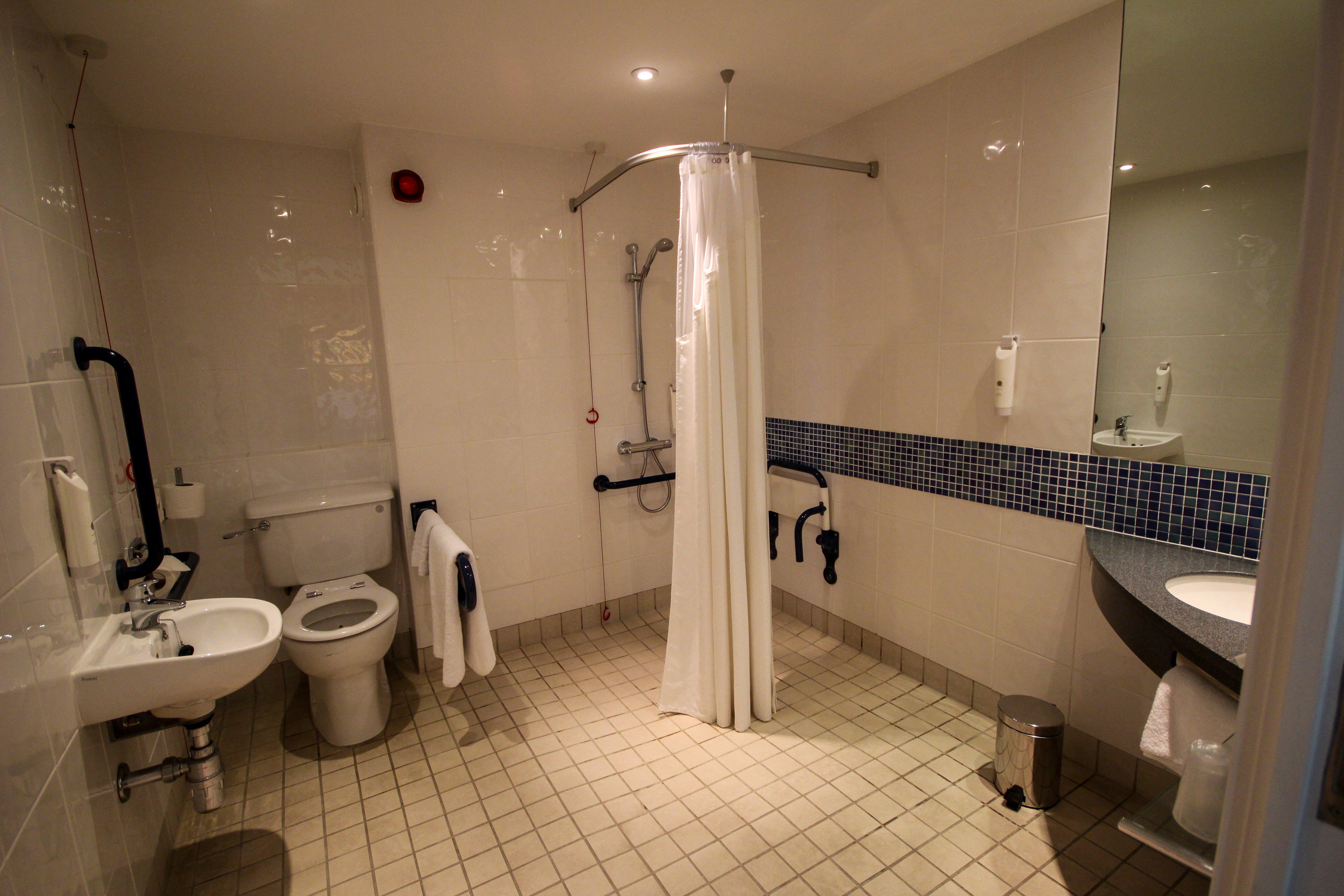 Holiday Inn Express Doncaster By Ihg Bagian luar foto